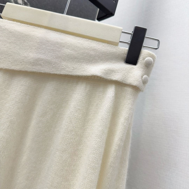 chr1st1an D10r sweaters